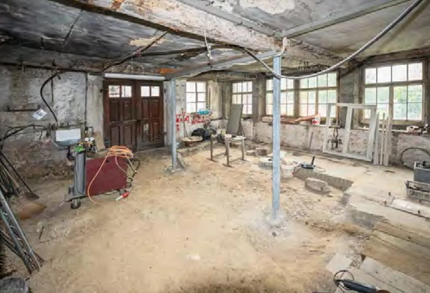 Wohnhaus und Gewerbeliegenschaft - Foto 22 von 23