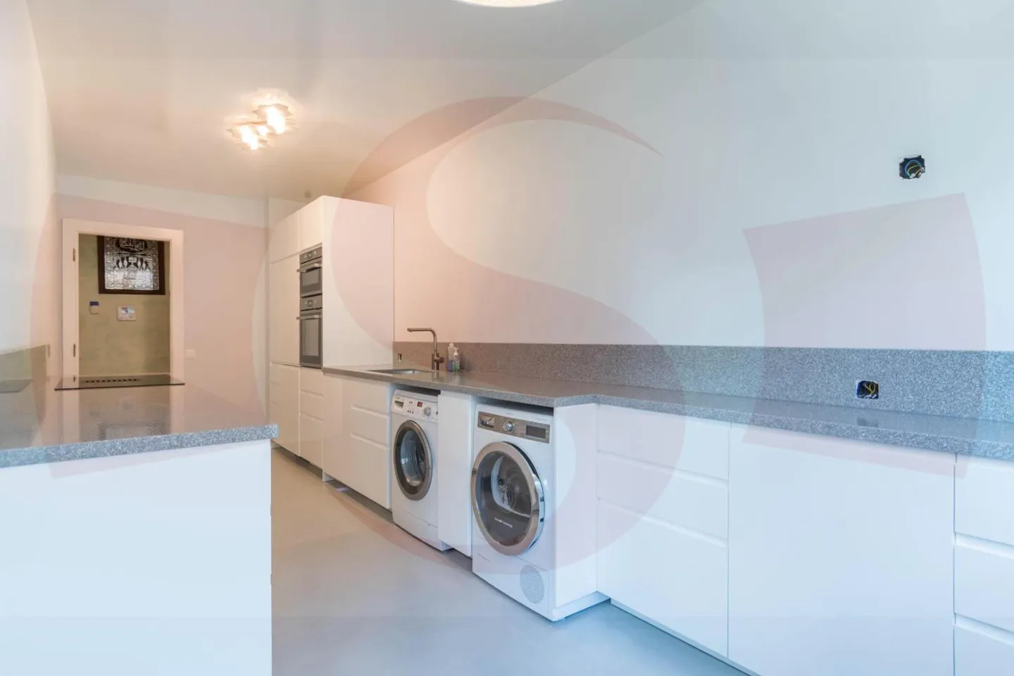 6-room apartment - Photo 4 of 7