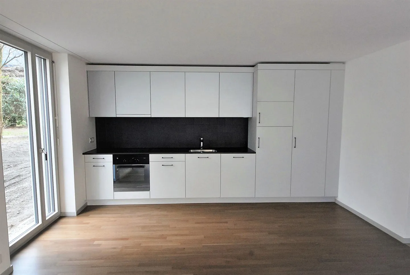 Appartement moderne avec coin salon - Photo 4 sur 10