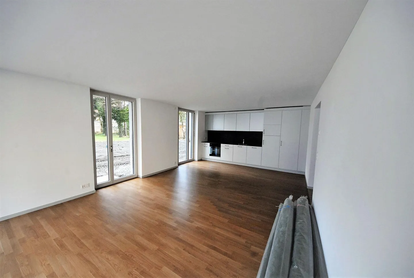 Appartement moderne avec coin salon - Photo 3 sur 10