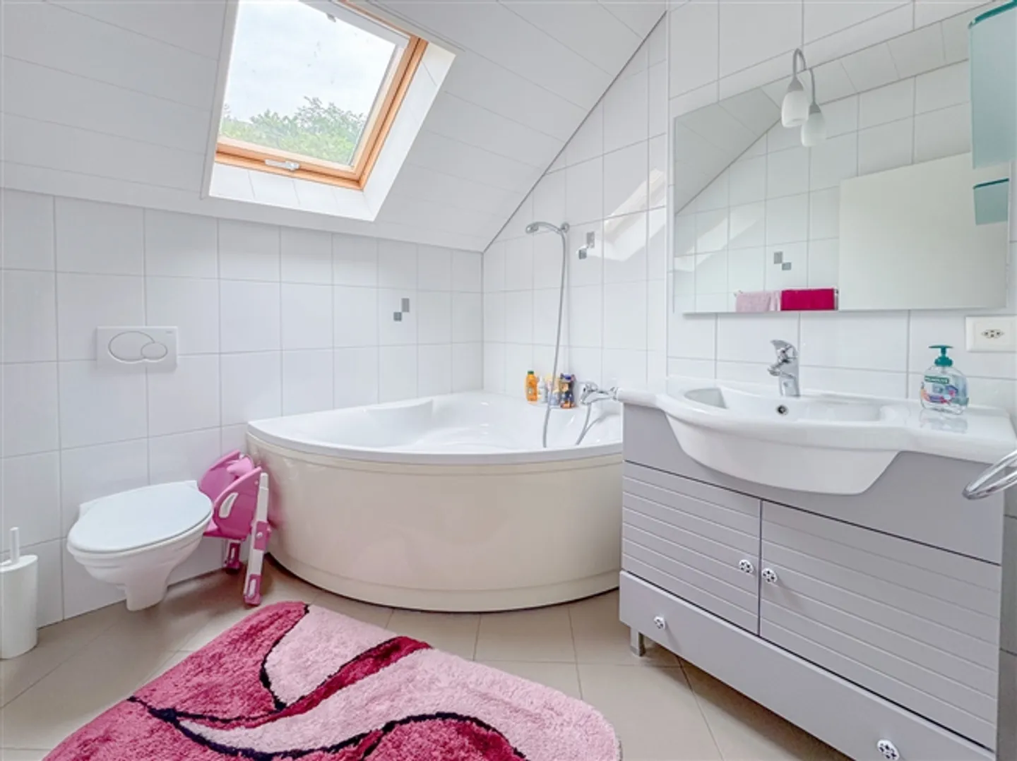 Casa bifamiliare con 5,5 stanze, garage, 2 terrazze e vigneti - Foto 19 di 20