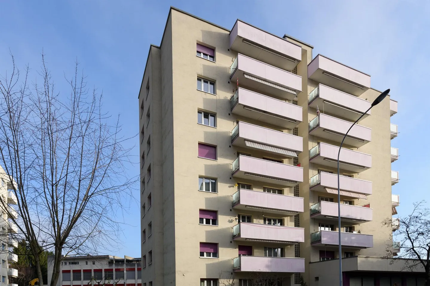 Appartement spacieux avec balcon - Photo 2 sur 3