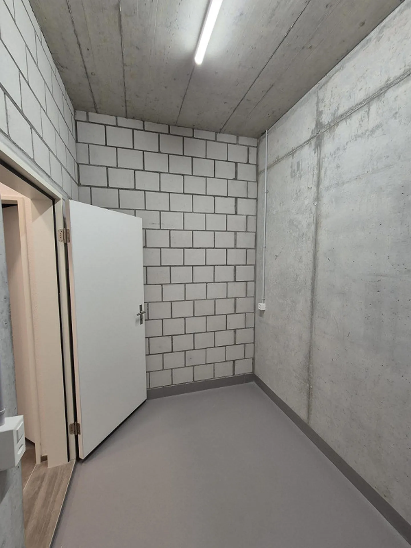 Moderna casa bifamiliare con vista in posizione tranquilla - Foto 27 di 29