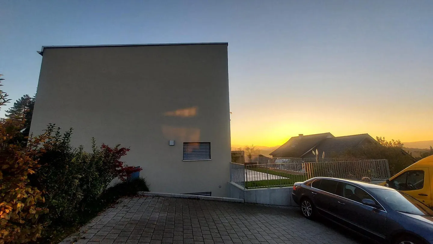 Moderna casa bifamiliare con vista in posizione tranquilla - Foto 29 di 29