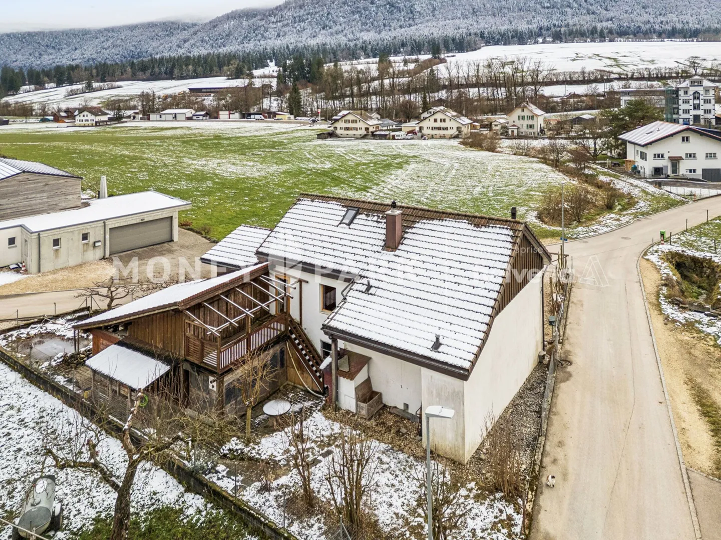 Maison individuelle avec potentiel de rénovation - Photo 13 sur 13