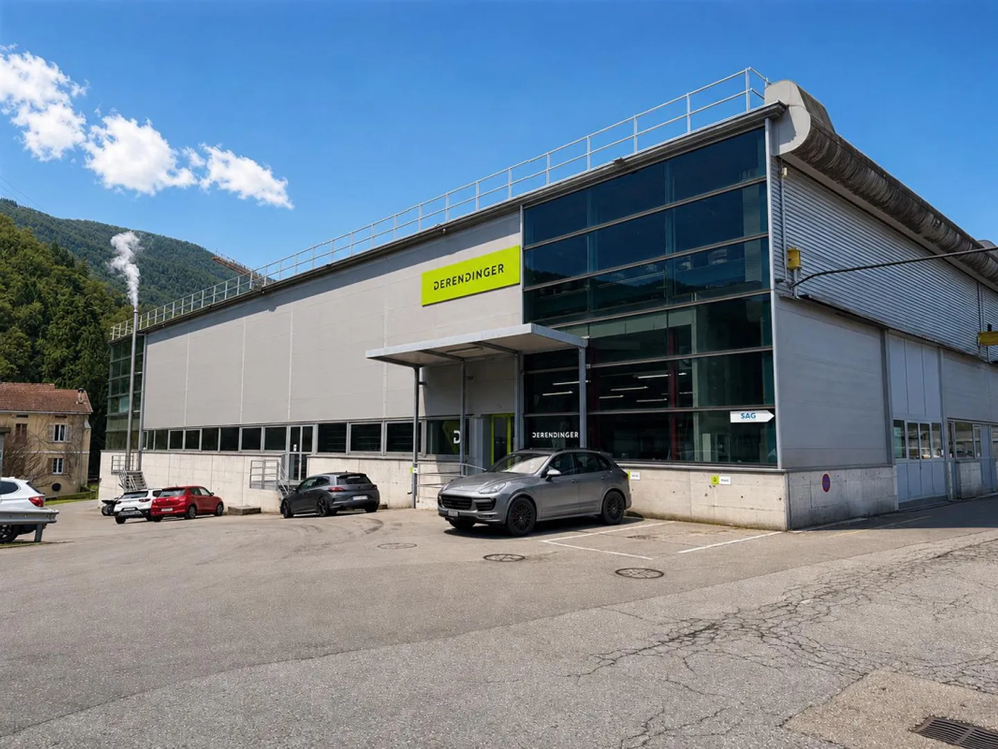 Spacious commercial and logistics area in a strategic location - Photo 1 of 15