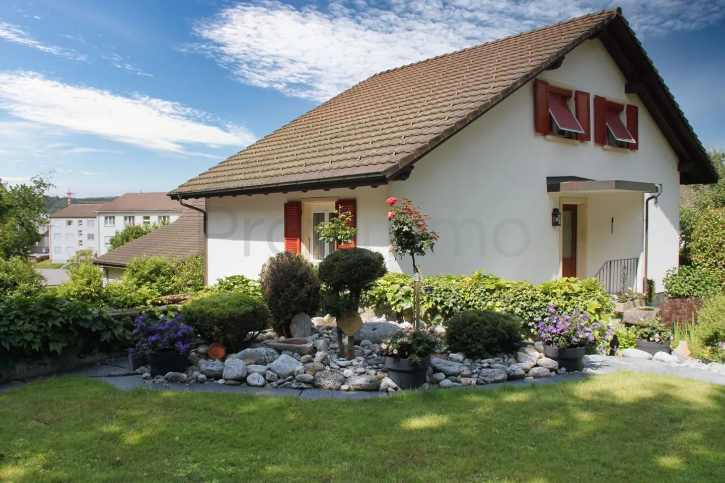 Ampia casa di 5,5 stanze con ampio terreno e garage di 140m² - Foto 6 di 13