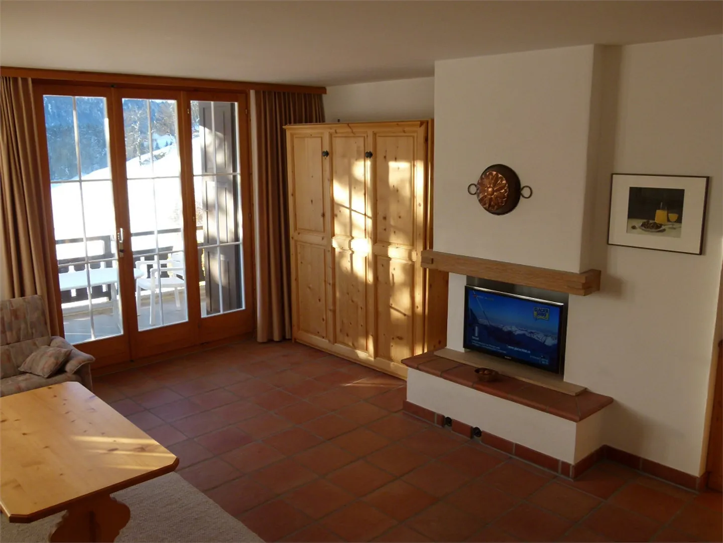 Large bright 2.5 room apartment furnished in a quiet, central location - Photo 7 of 13