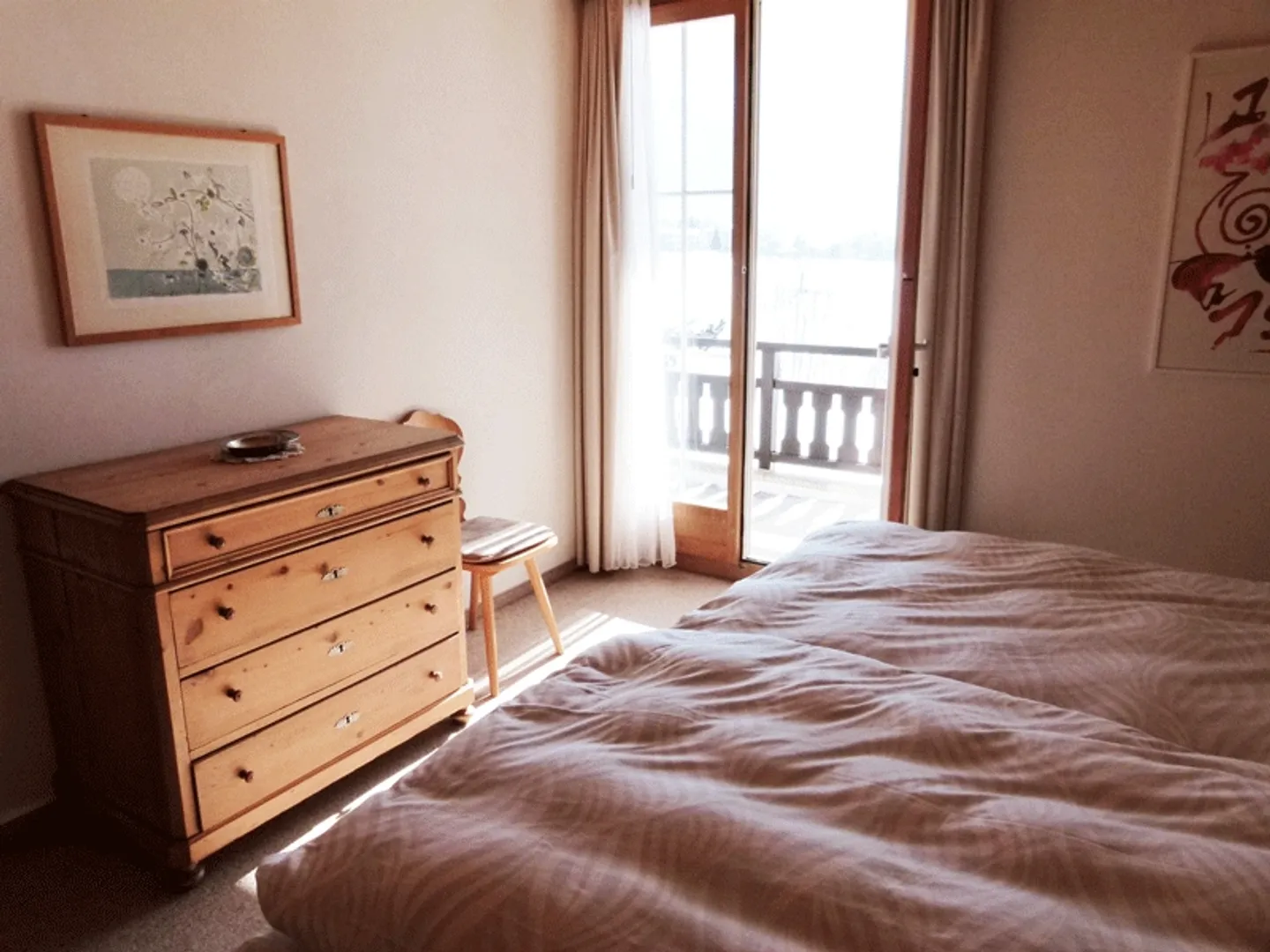 Large bright 2.5 room apartment furnished in a quiet, central location - Photo 10 of 13