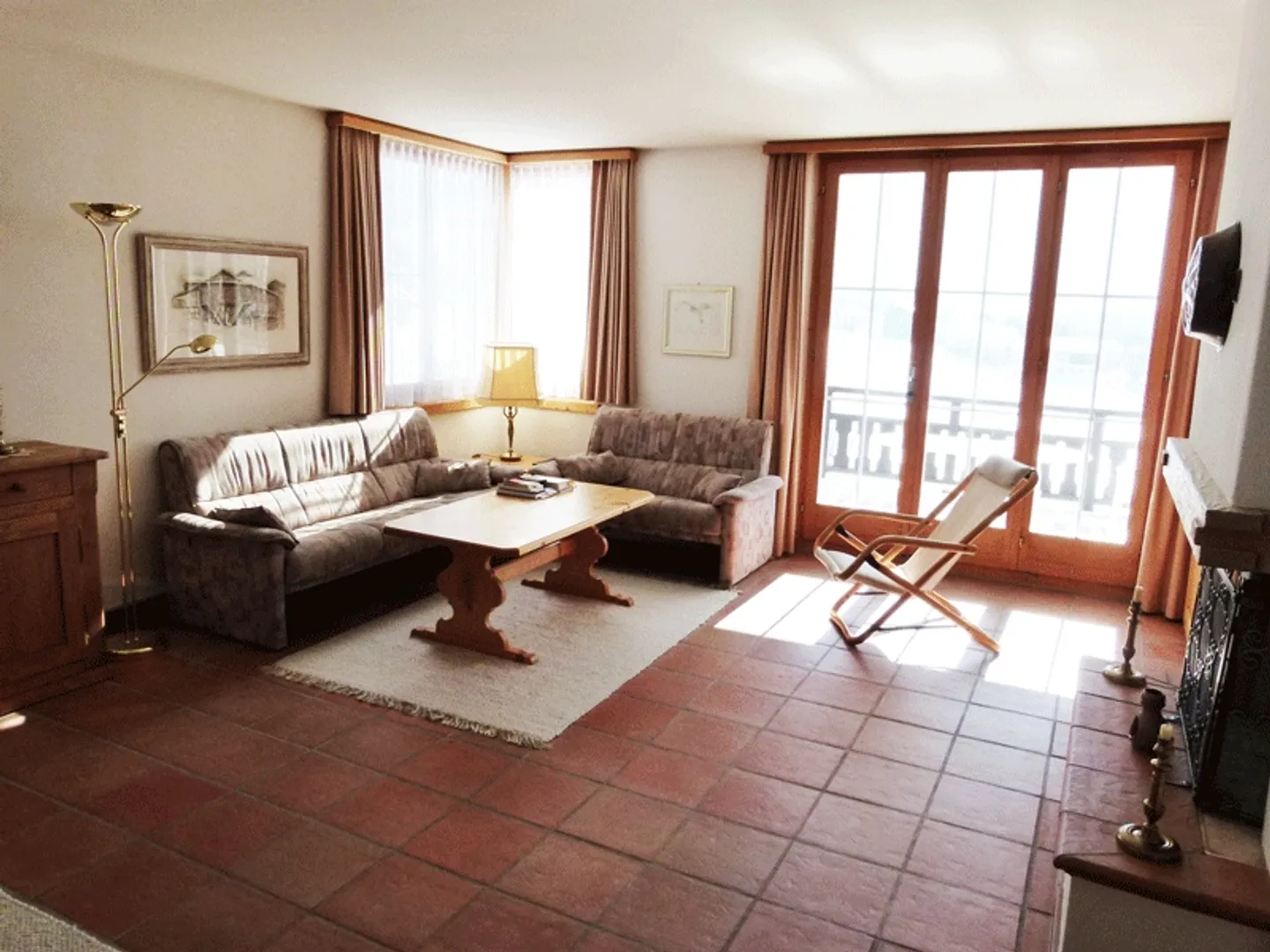 Large bright 2.5 room apartment furnished in a quiet, central location - Photo 9 of 13