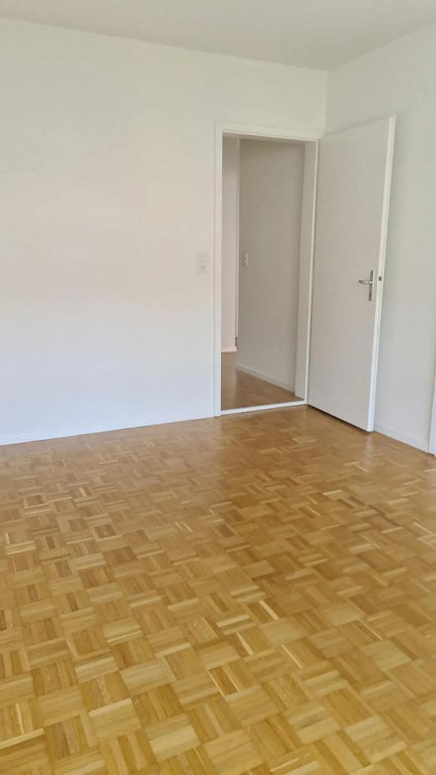Zentrale 4-Zimmer Wohnung - Foto 8 von 11