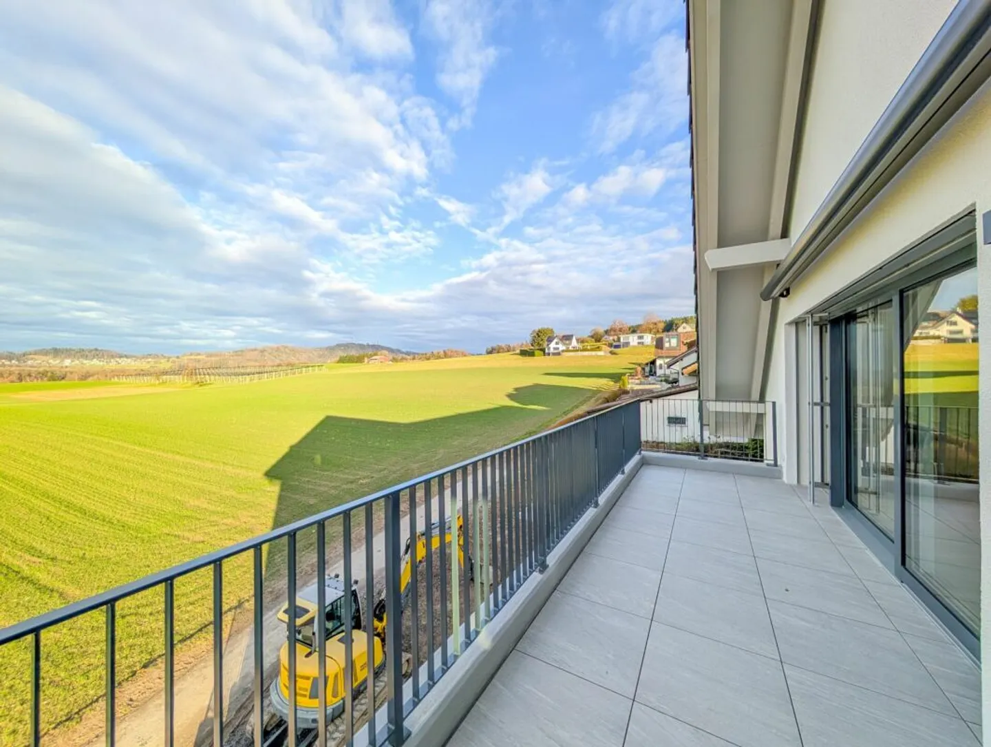 Vista non edificabile sulla zona agricola e sul Uetliberg garantita! - Foto 1 di 14