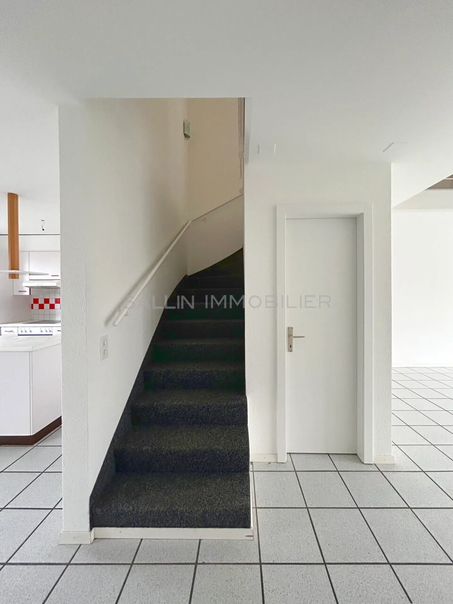 Apartment with 4½ rooms in the attic - Photo 6 of 13