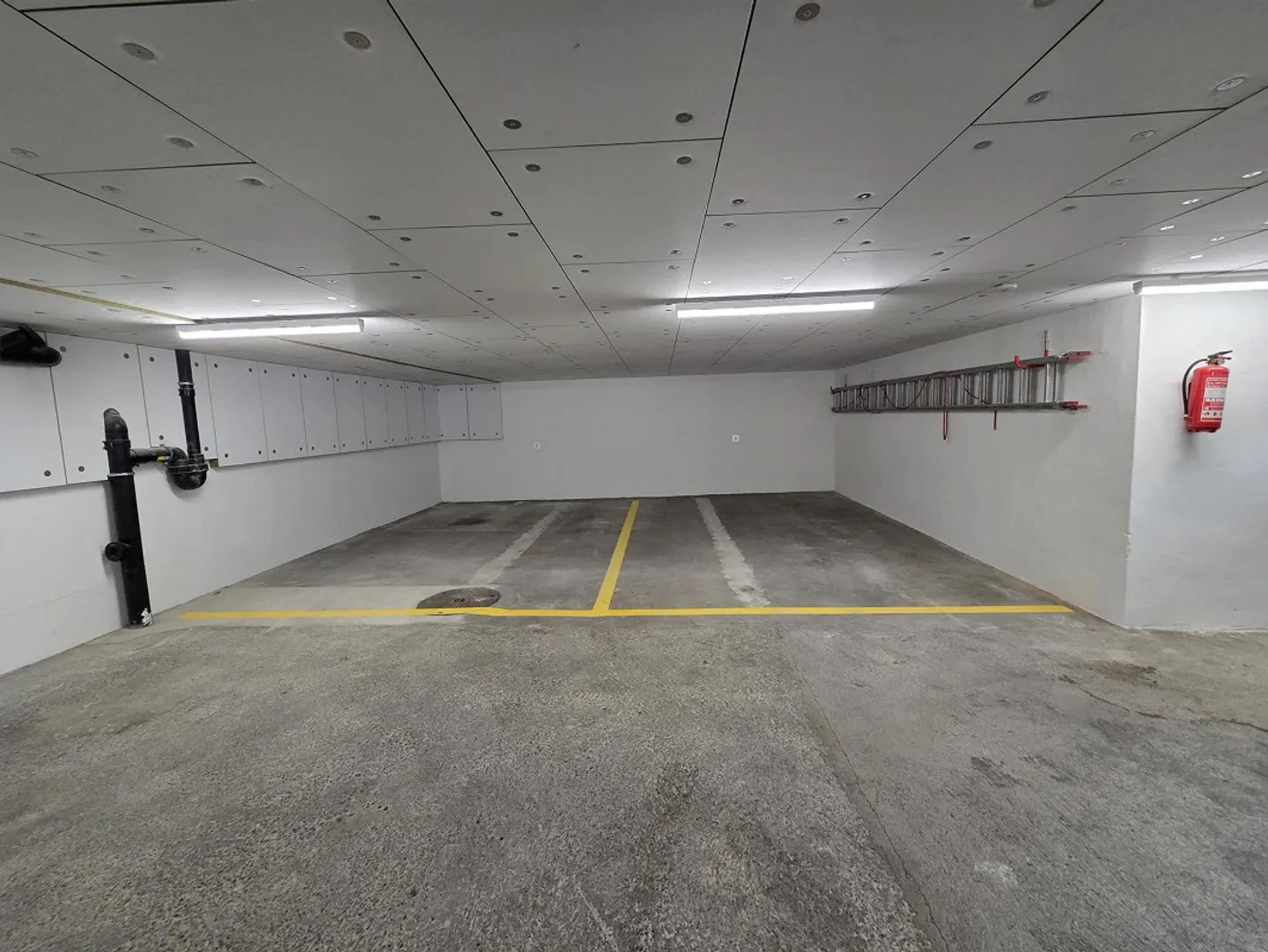 Place de parking à louer - Photo 3 sur 3