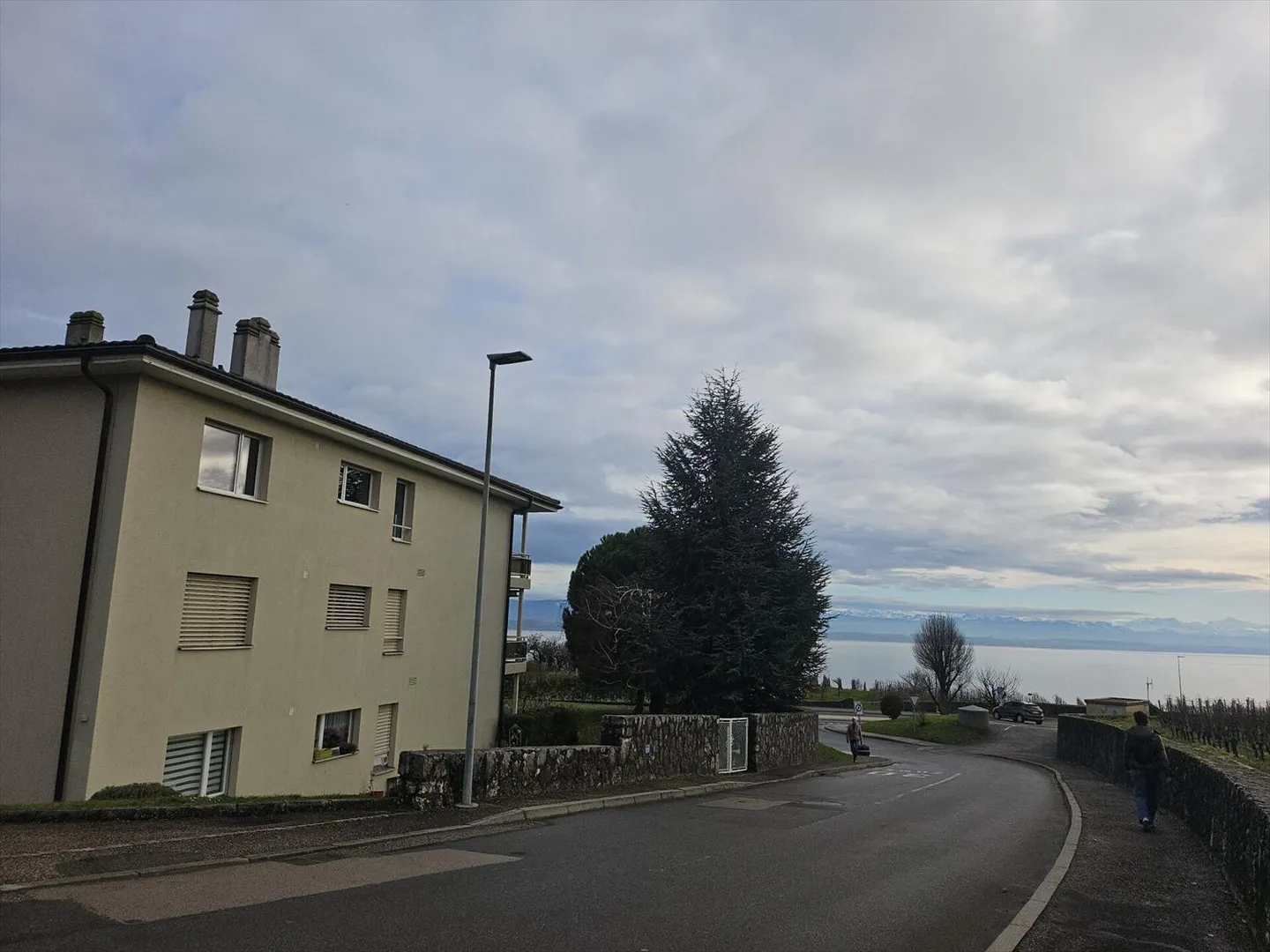 Renoviert! 5-Zimmer-Wohnung im 2. Stock - Foto 1 von 2