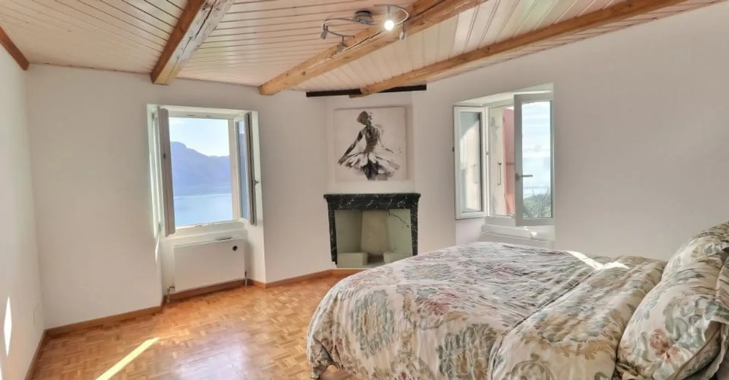 BUILDING OF 4 APARTMENTS TO RENOVATE WITH EXCEPTIONAL PANORAMIC VIEW OF LAKE LEMAN AND THE ALPS - Photo 10 of 12