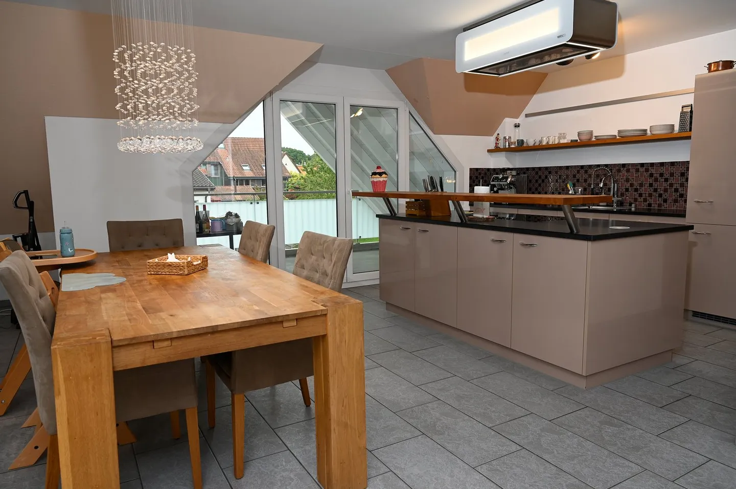 146 m² Light, Space and Joy of Living – Your New Home Awaits - Photo 6 of 15