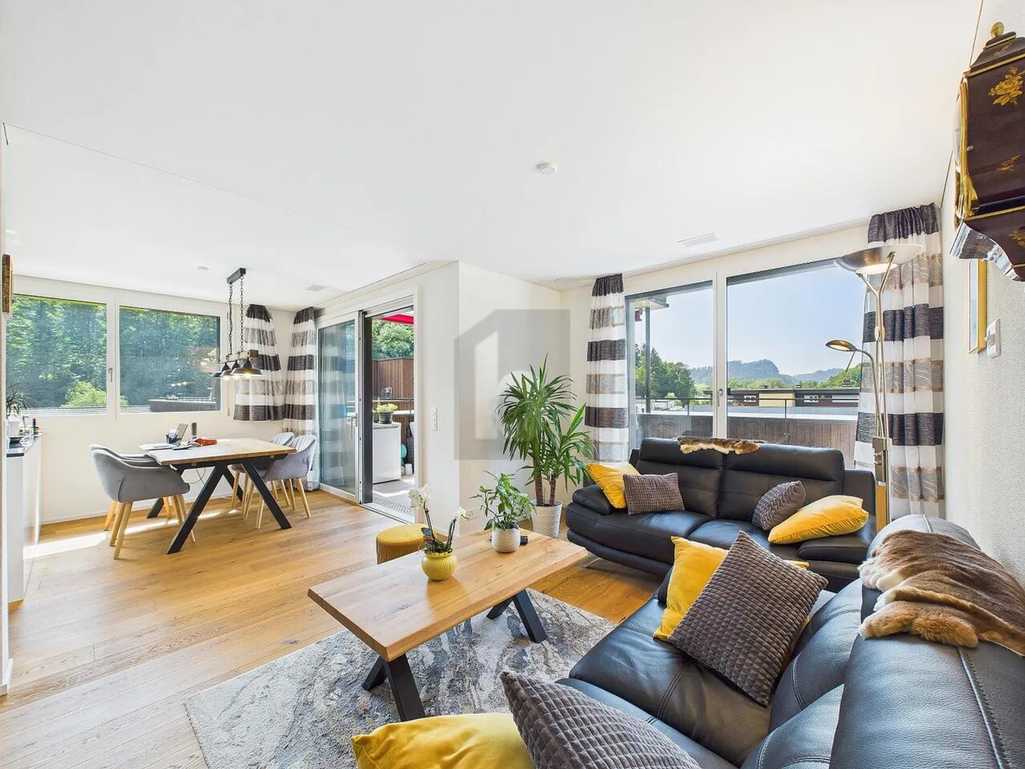 BACIO DEL SOLE NELLA NATURA - Foto 3 di 6