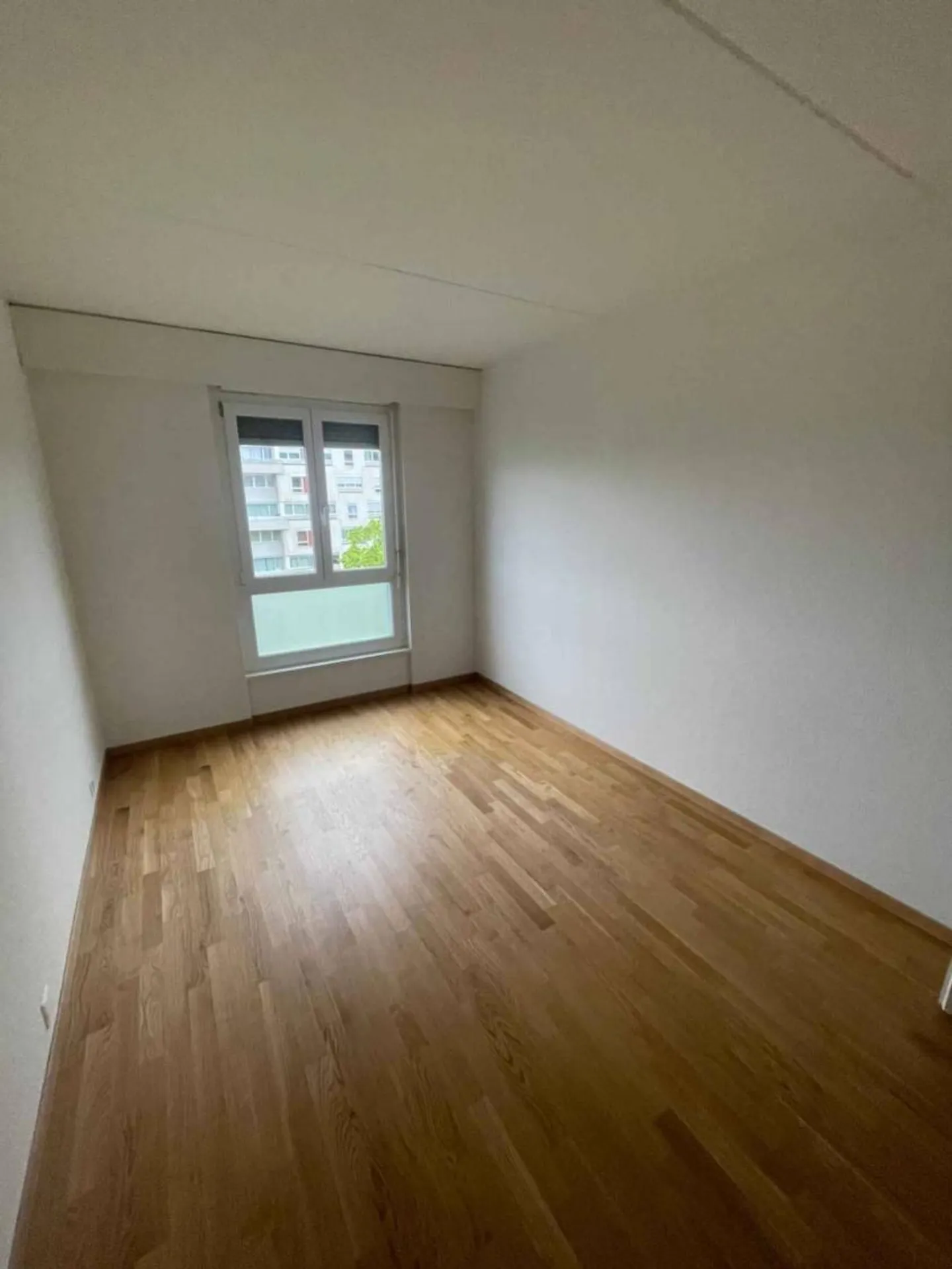 Charmant Appartement Rénové - Photo 4 sur 7