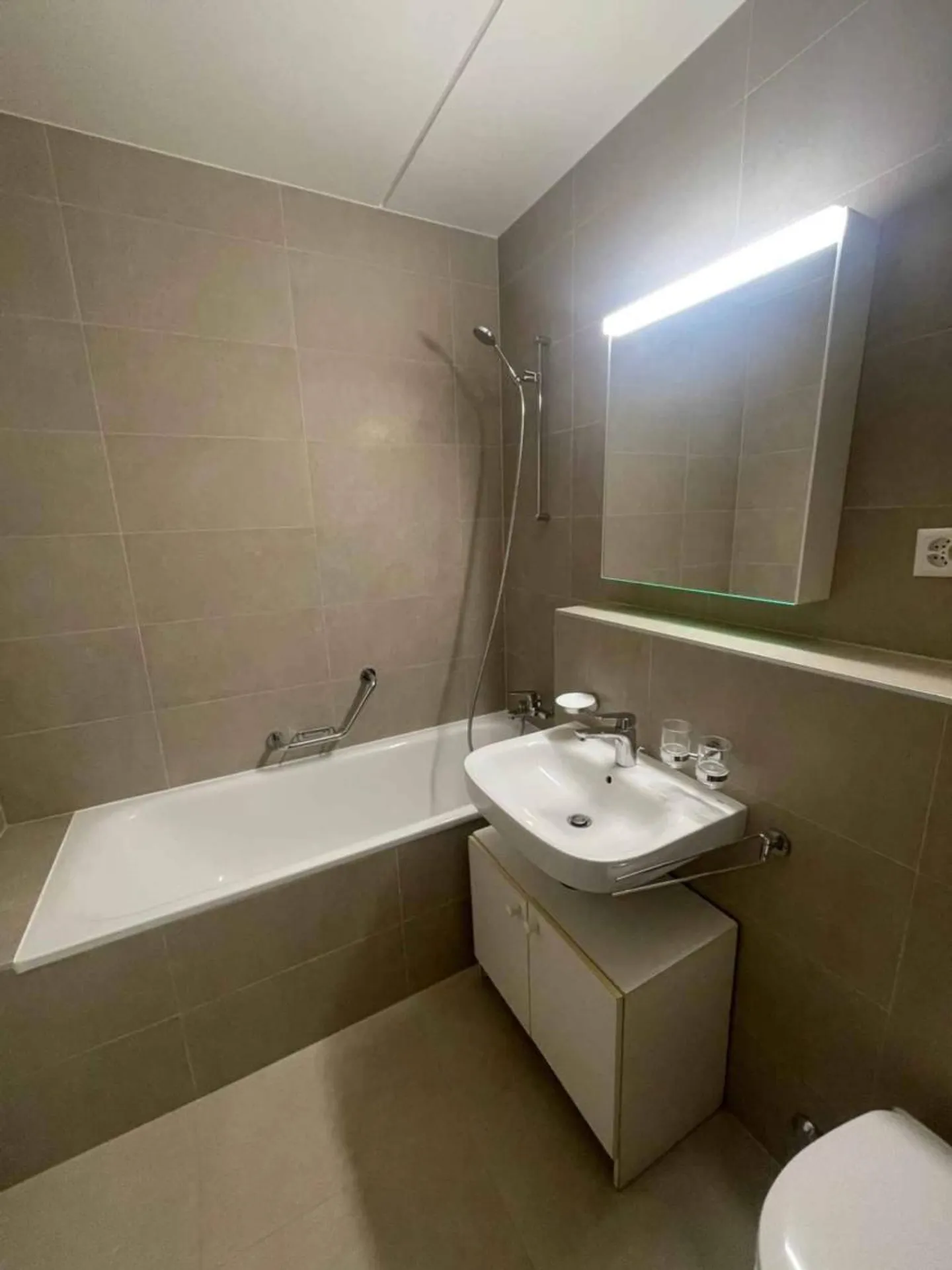 Charmant Appartement Rénové - Photo 6 sur 7