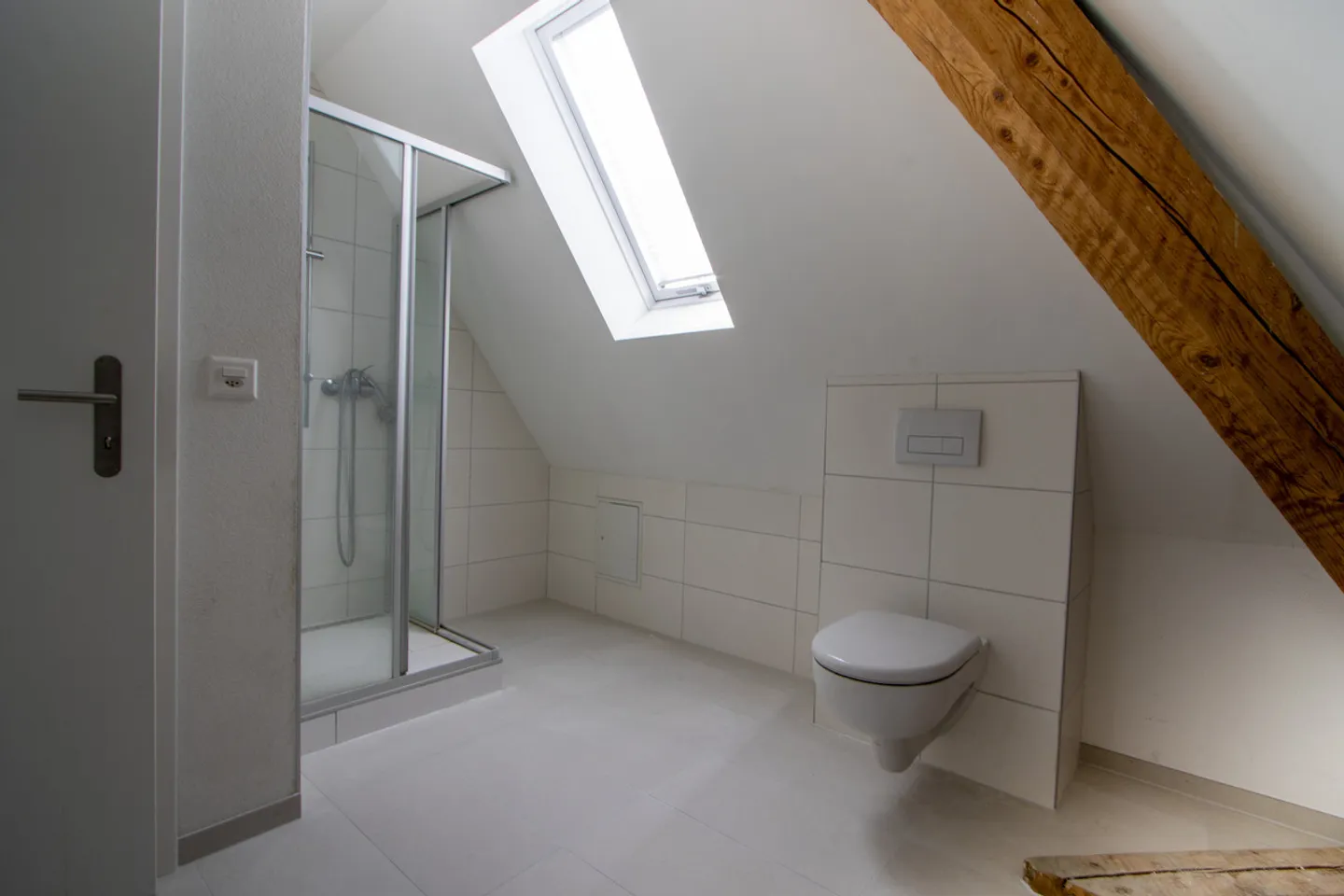 «Heimelige Dachwohung zu vermieten / 1x Mietzins geschenkt» - Foto 4 von 6