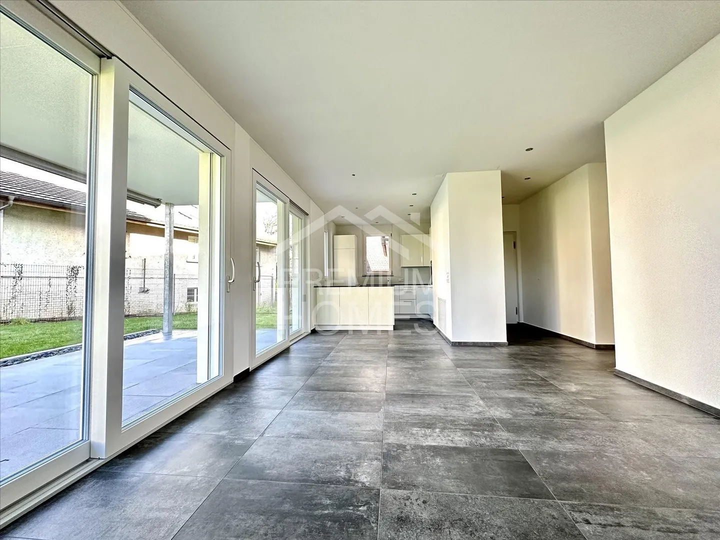 Appartement de jardin moderne! - Photo 1 sur 8