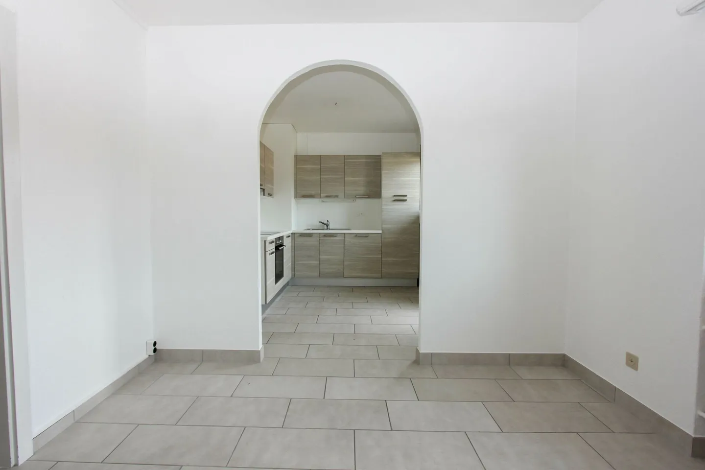 Helles Apartment mit 3.5 Zimmern renoviert - Foto 5 von 15