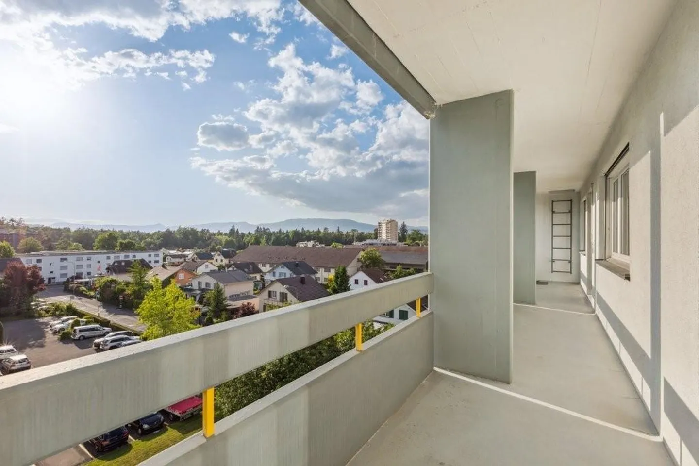 3-Zimmer-Wohnung mit Balkon und Aussicht - Top Lage in Lenzburg - Foto 10 von 10