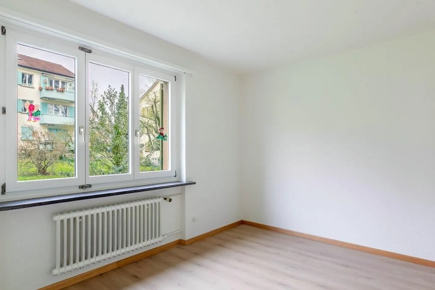 Central Apartment available until 31.03.2029 - Photo 3 of 10