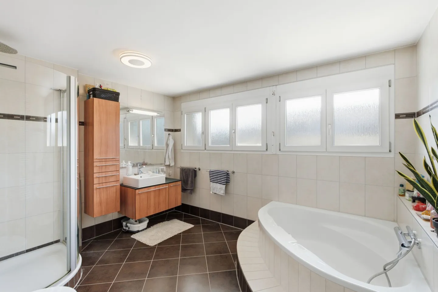 Stilvolle Maisonette mit Balkonen - Foto 6 von 10