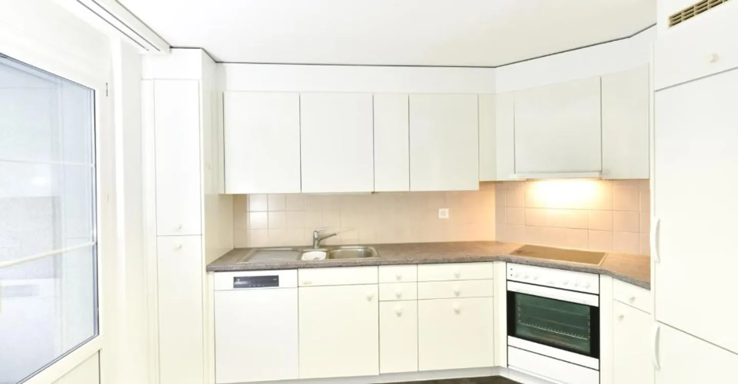Geräumige Erdgeschosswohnung - Foto 2 von 12