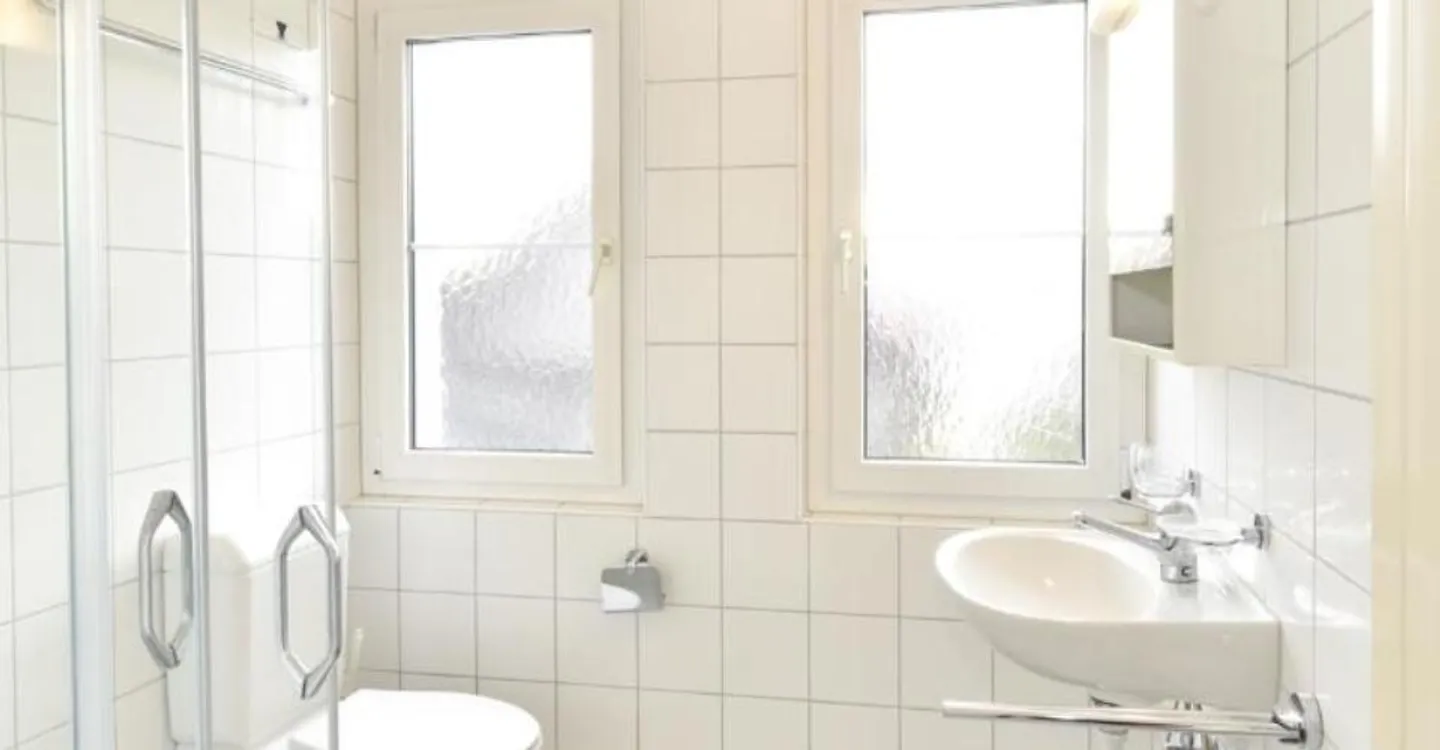 Geräumige Erdgeschosswohnung - Foto 3 von 12