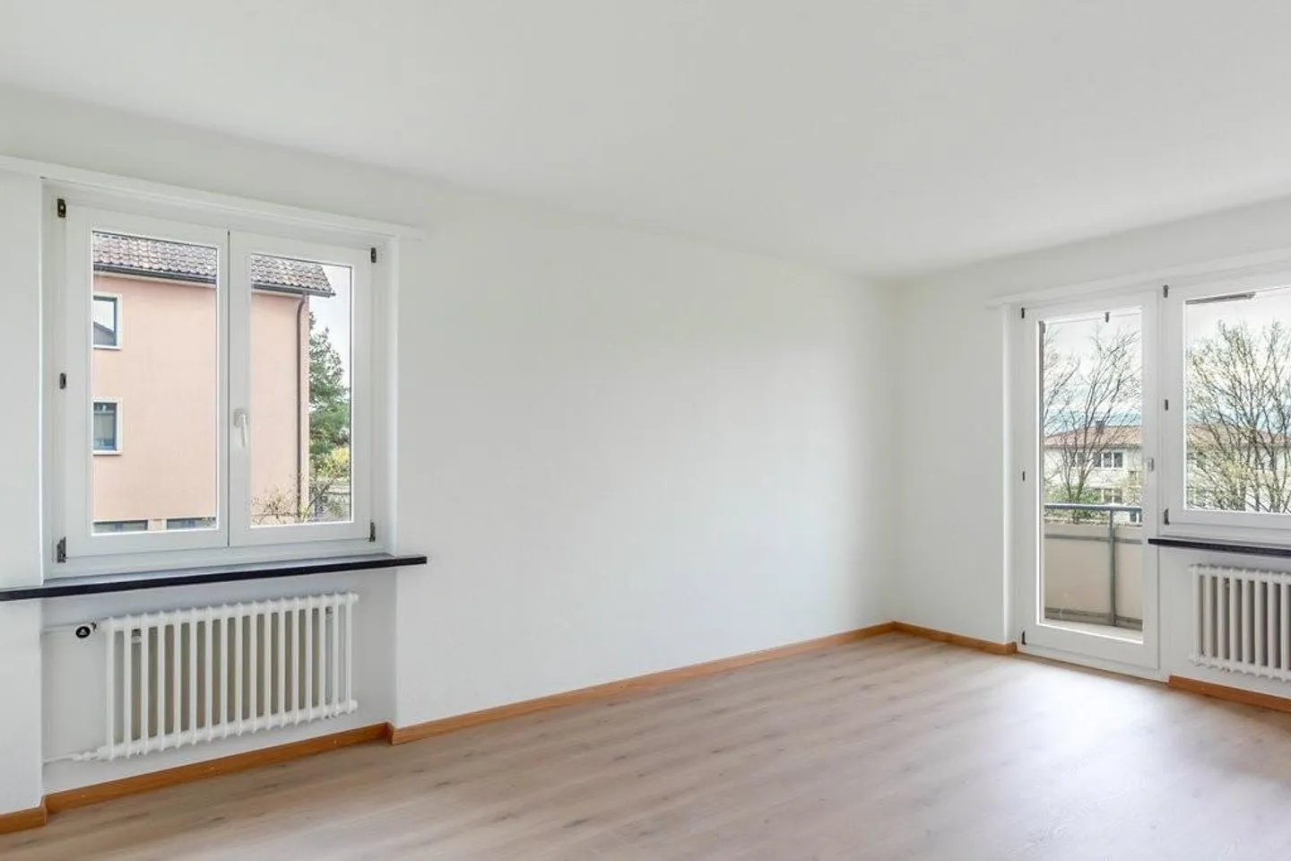 Central Apartment available until 31.03.2029 - Photo 9 of 10