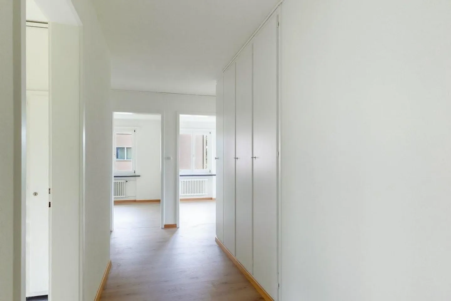 Central Apartment available until 31.03.2029 - Photo 7 of 10