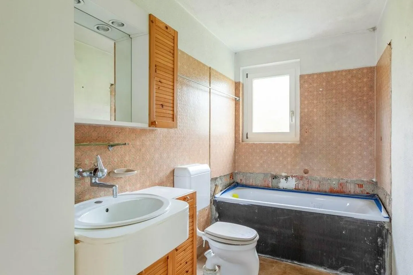 Central Apartment available until 31.03.2029 - Photo 10 of 10