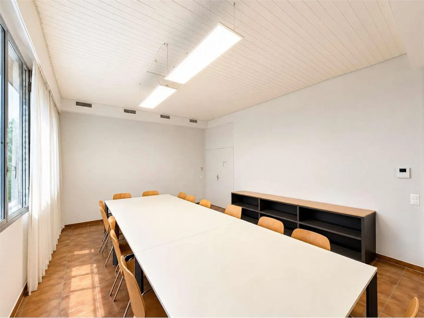 Ufficio unico con potenziale residenziale - Foto 1 di 13