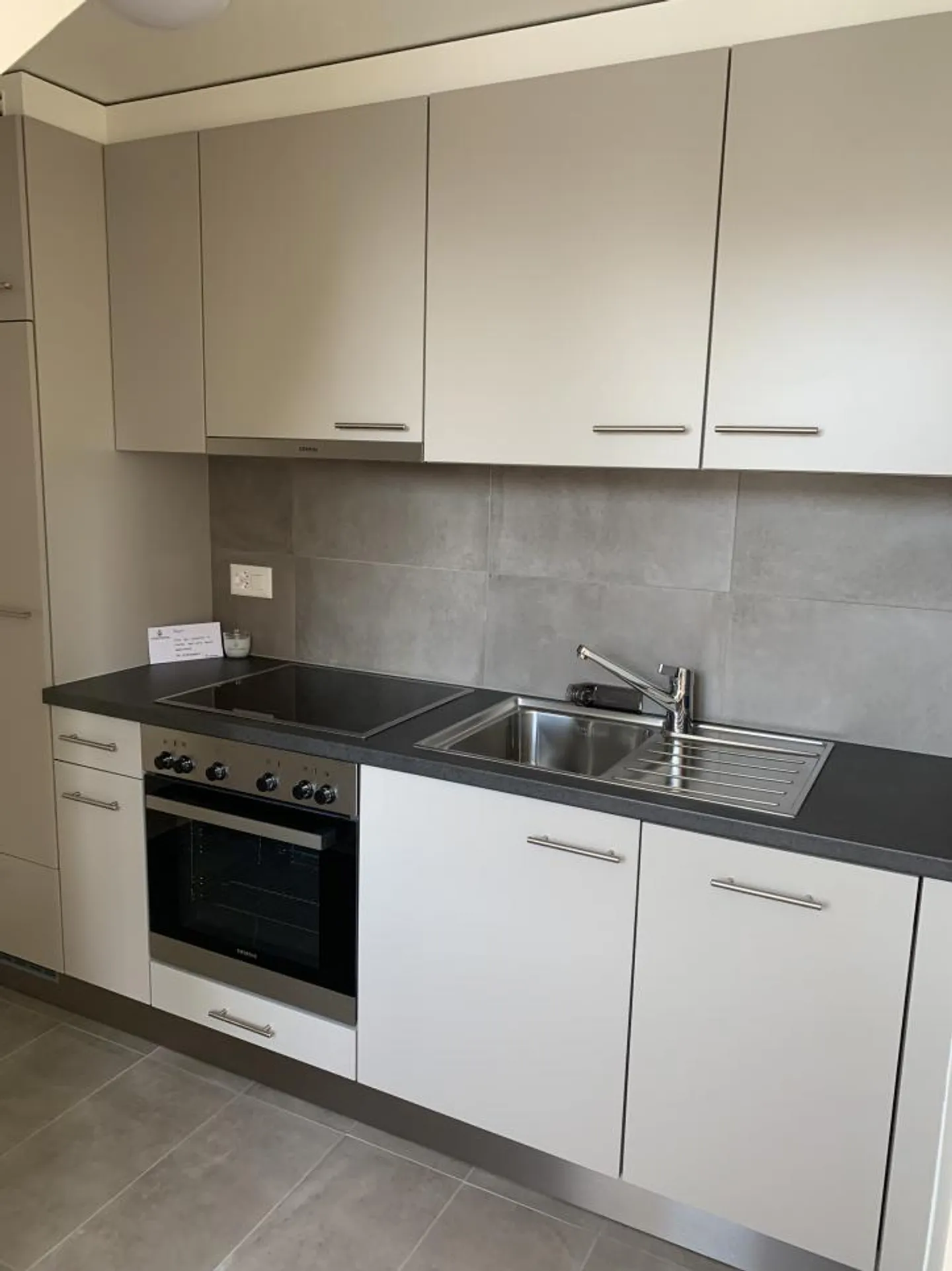 Edificio residenziale - Foto 11 di 13