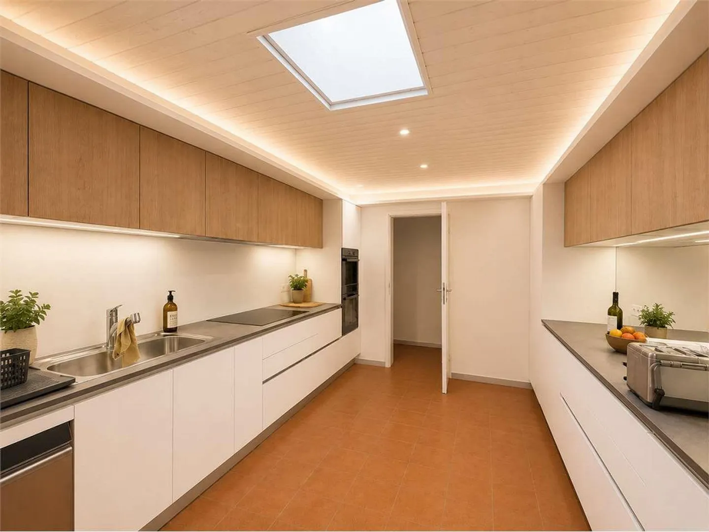 Ufficio unico con potenziale residenziale - Foto 9 di 13