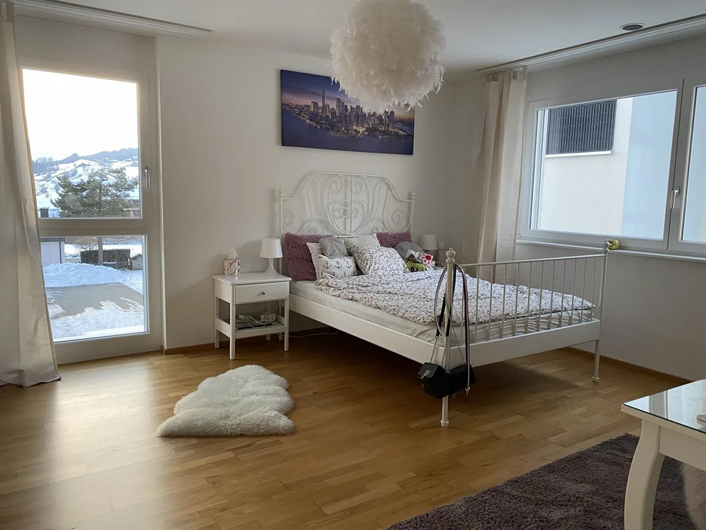 Spacious living in prime location - stylish, central, top equipped - Photo 6 of 11