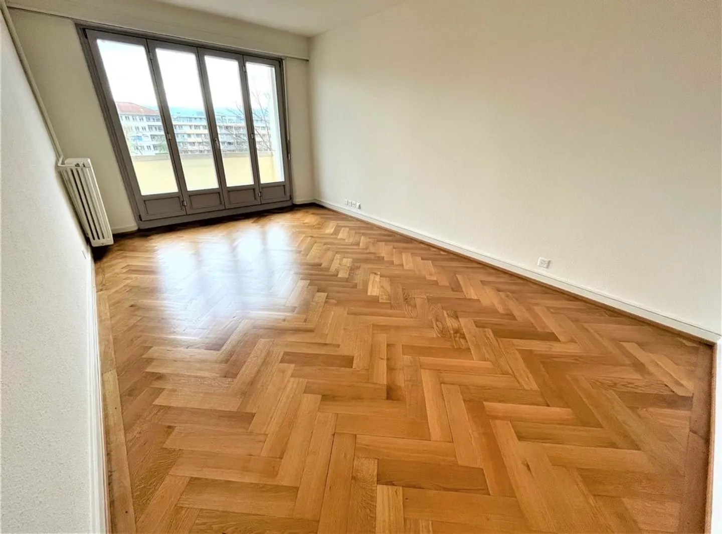 Durchgangswohnung - Nahe Arve - Haltestelle Blanche - Foto 3 von 9