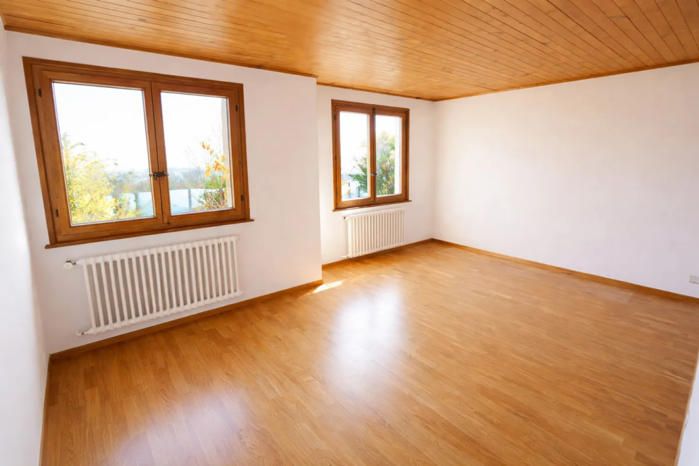 Villa indipendente di 4,5 locali con vista lago e alto potenziale di ampliamento - Foto 11 di 12