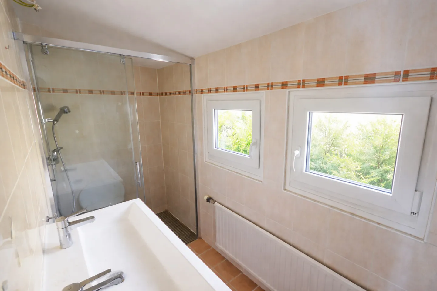 Villa indipendente di 4,5 locali con vista lago e alto potenziale di ampliamento - Foto 12 di 12