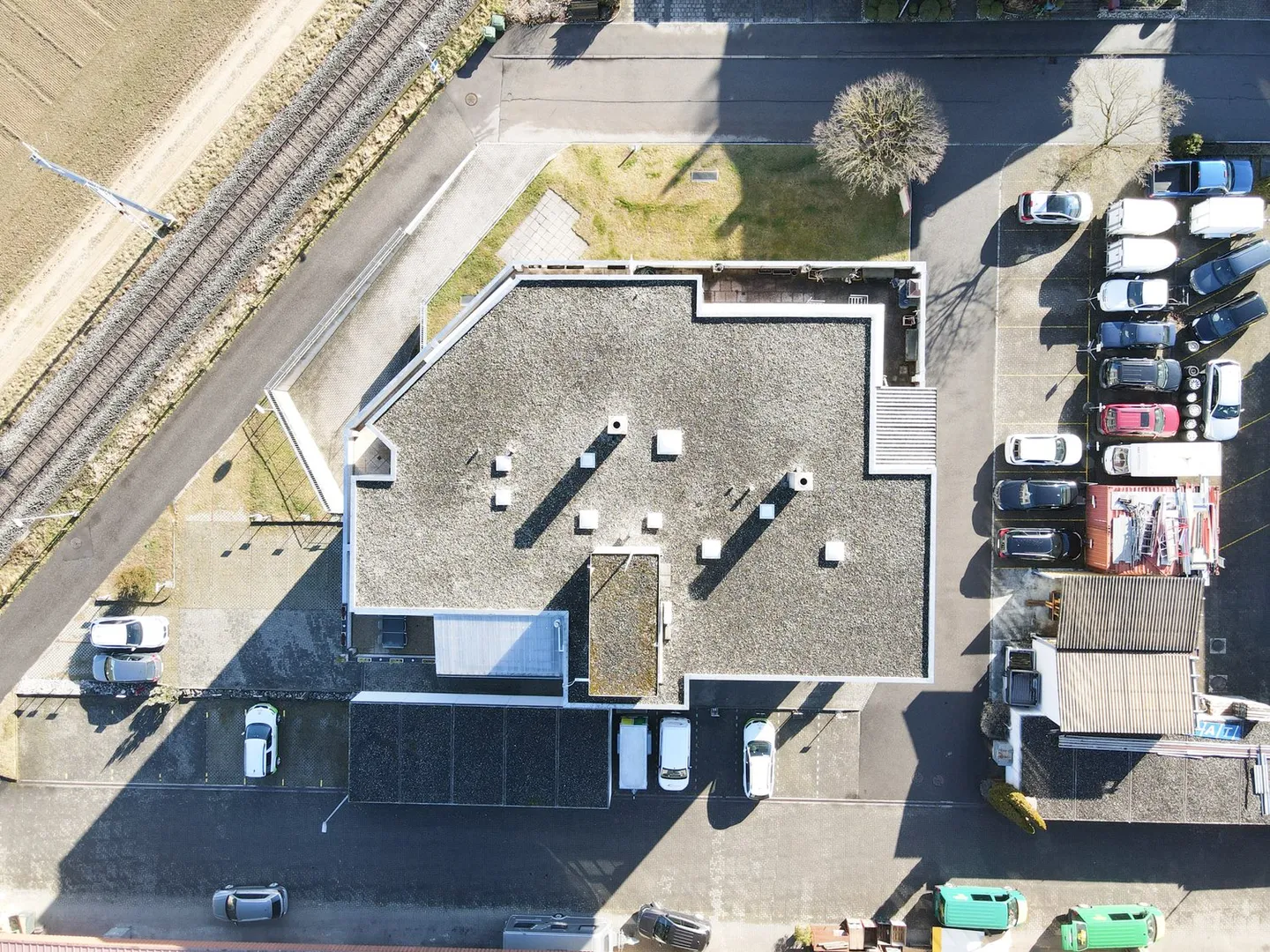 Attraktive Gewerberäume an bester Lage in Aarberg - Foto 7 von 8