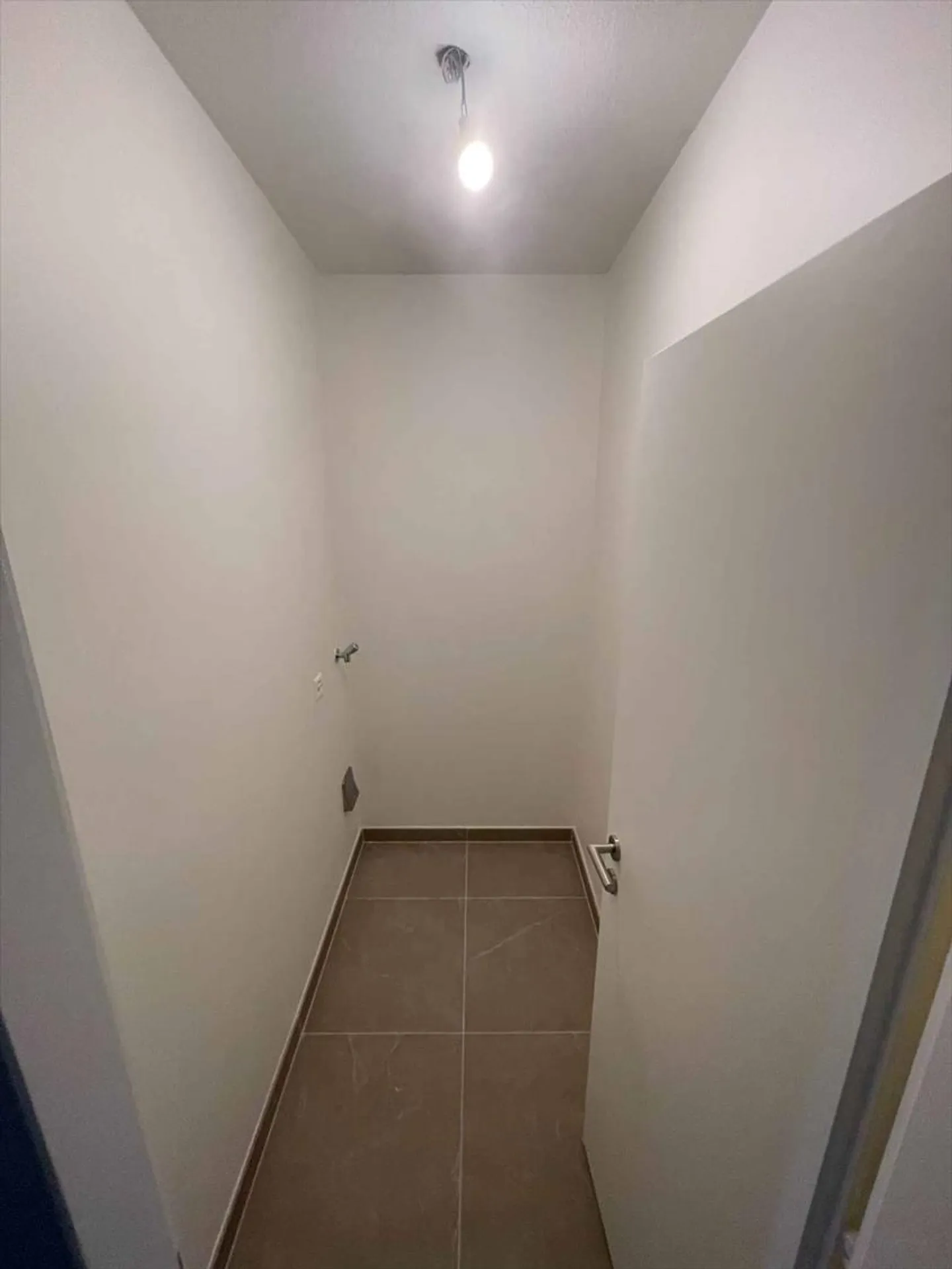 Appartamento 4 locali - Foto 8 di 10