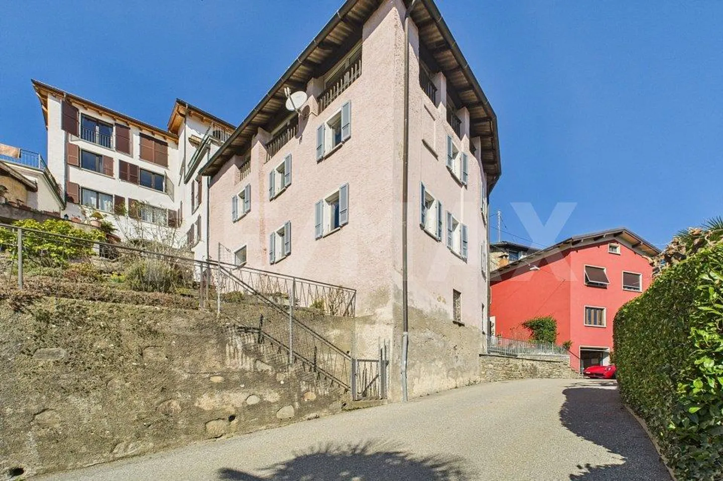 Casa da sogno con vista lago: Eleganza, comfort e relax - Foto 12 di 13