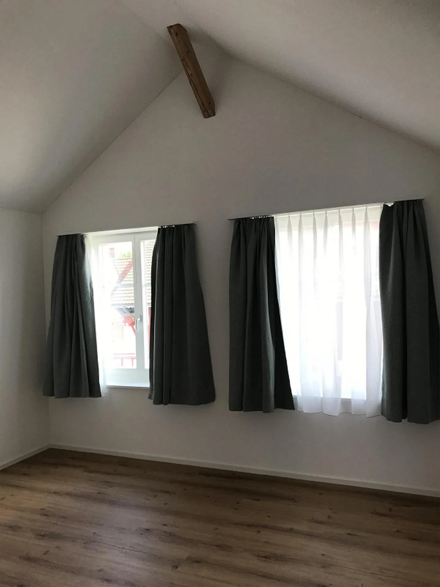 Spacious 4.5 Room Apartment 124 m2 - Photo 5 of 11