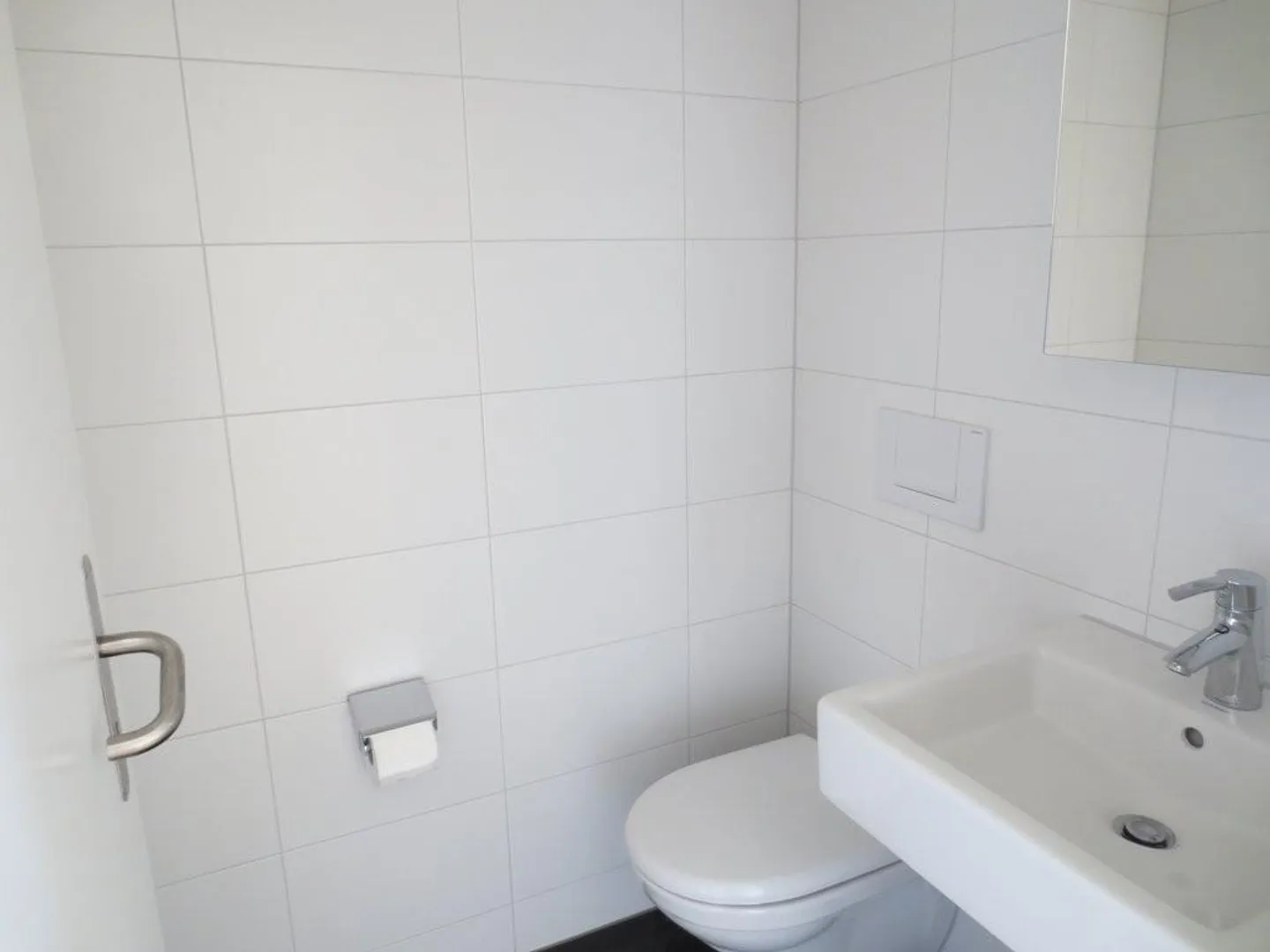 schöne, ruhig gelegene 4.5-Zi-Wohnung mit Balkon und Aussicht - Foto 7 von 11