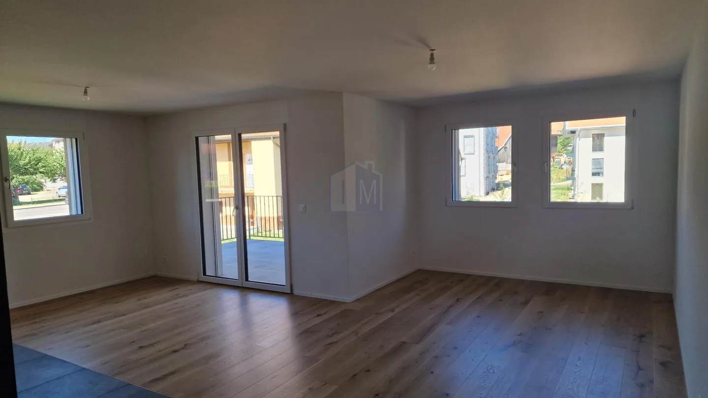 One of the last beautiful 4-room style apartments to seize! - Photo 4 of 11