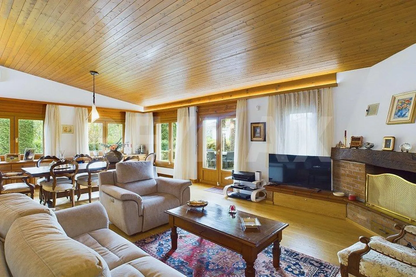 Una villa. Quattro modi di viverla. Anche residenza di vacanza. - Foto 4 di 13