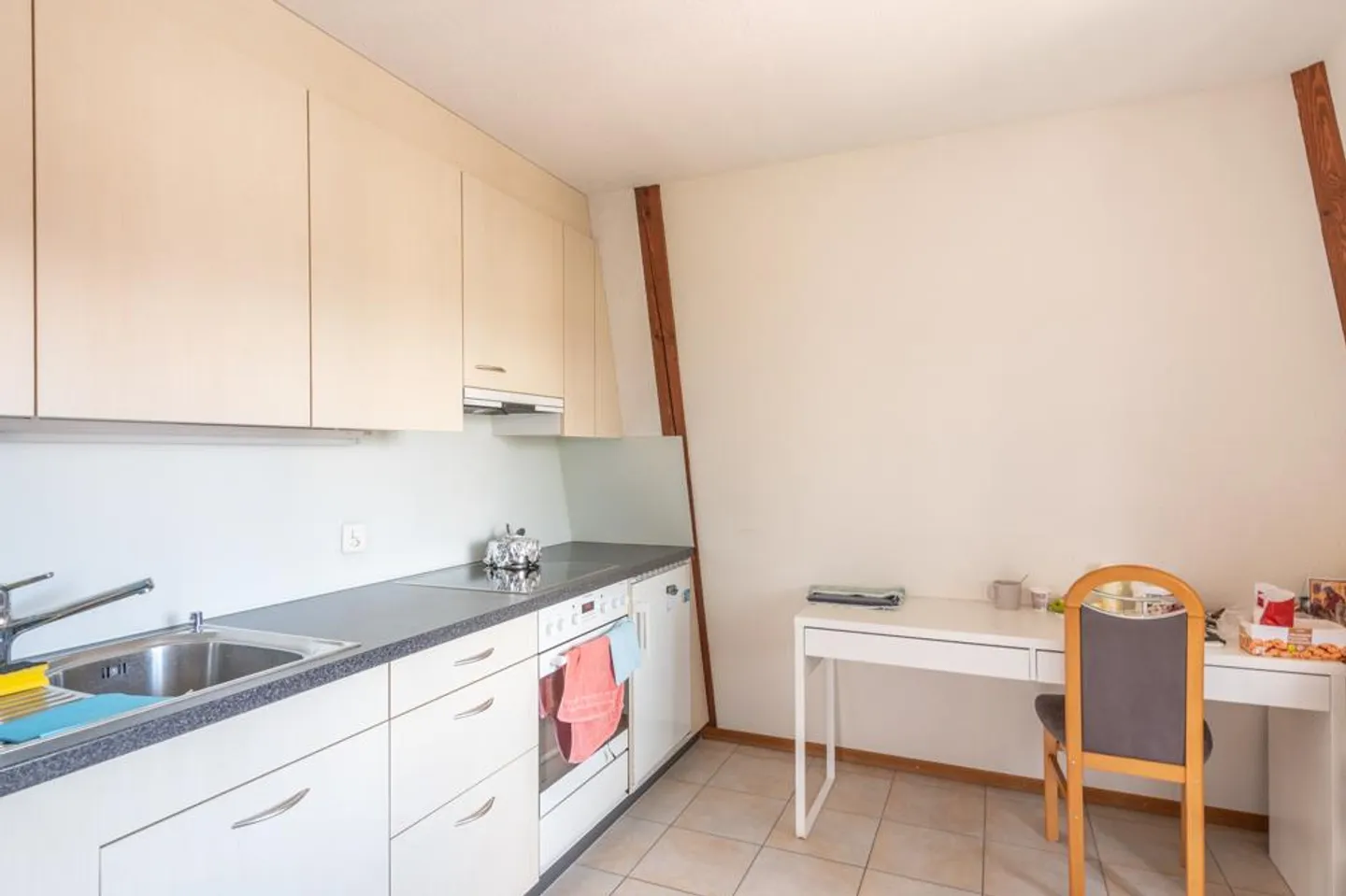 Casa bifamiliare in una posizione privilegiata - Foto 3 di 7